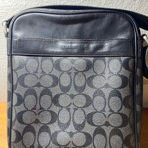 Coach Men's Signature Messenger Bag in Black and Gray